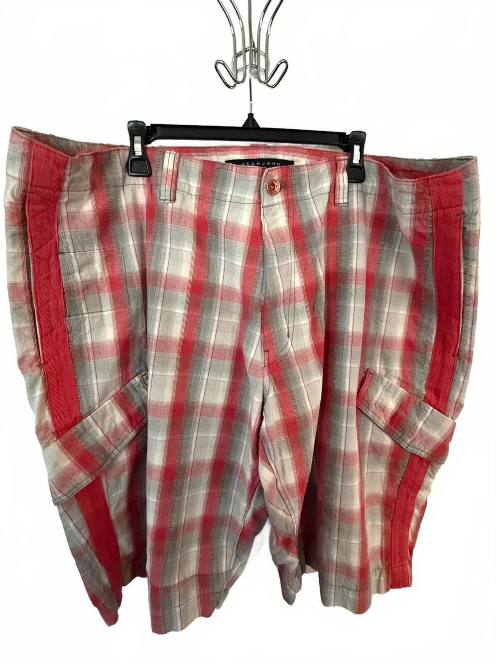 Sean John Men's Plaid Cargo Shorts 46B Red Gray Cotton
